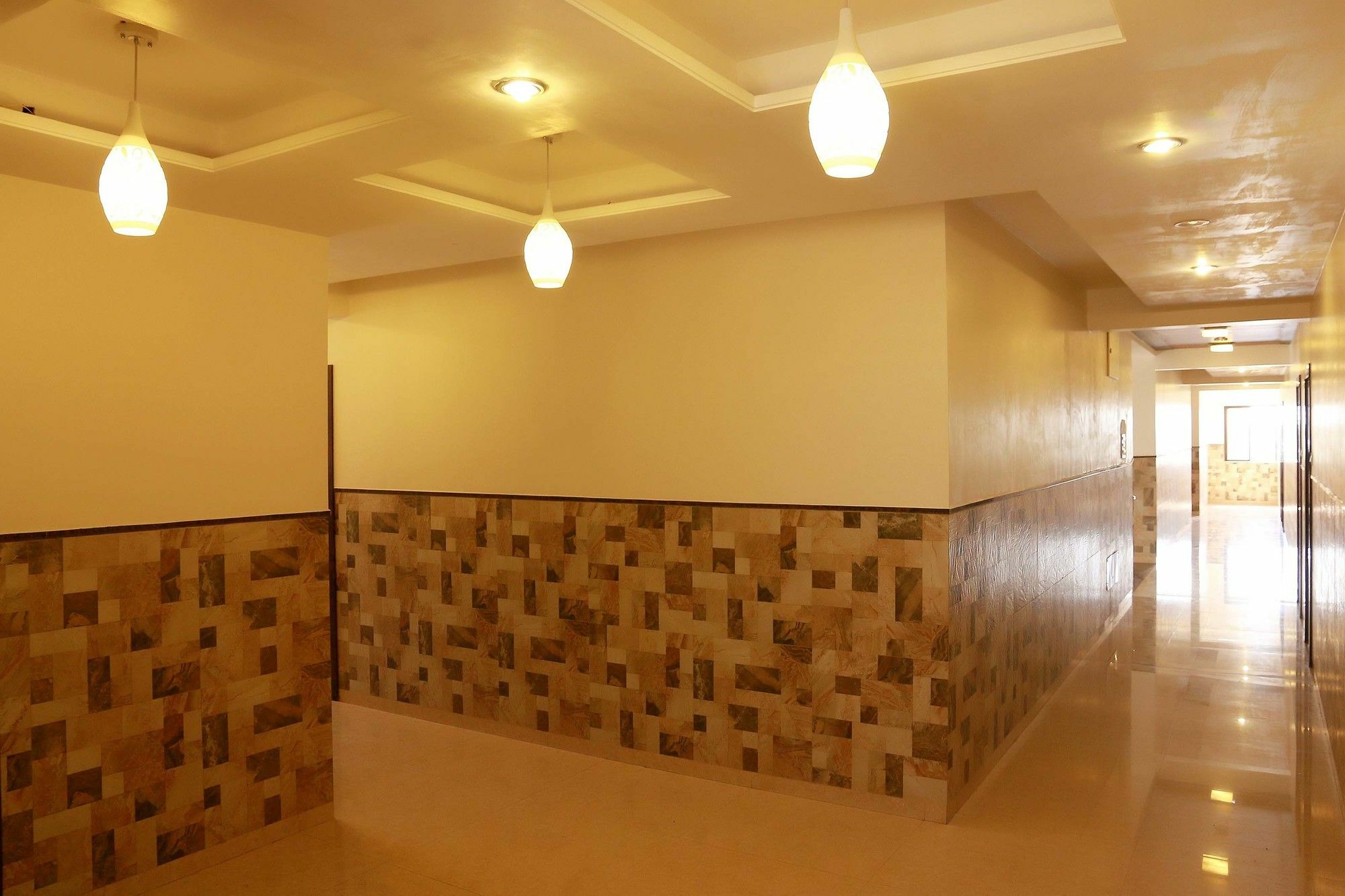 Hotel Sai Ramanand Sirdi Kültér fotó